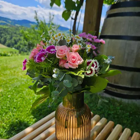 ベッド・アンド・ブレックファスト Obst- Und Weinbauernhof Bernhard *